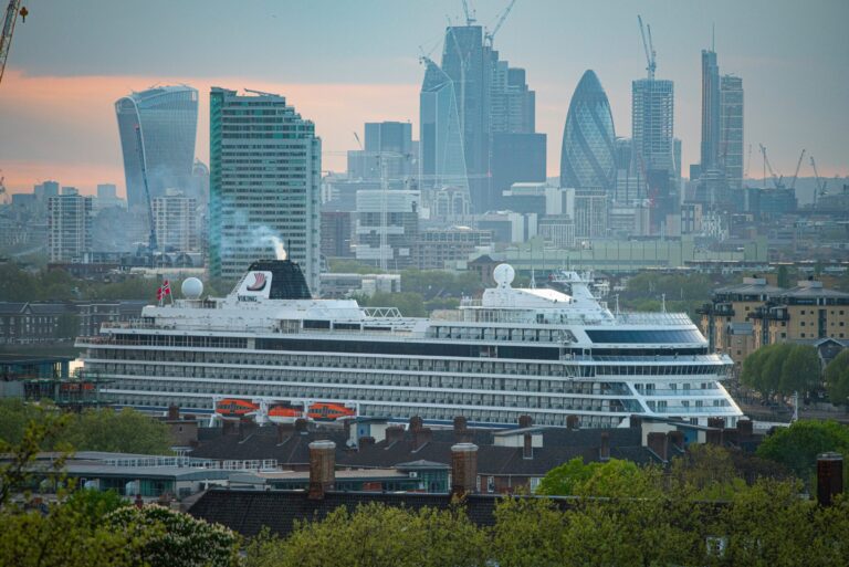 Heathrow to Southampton cruise transfers compared
