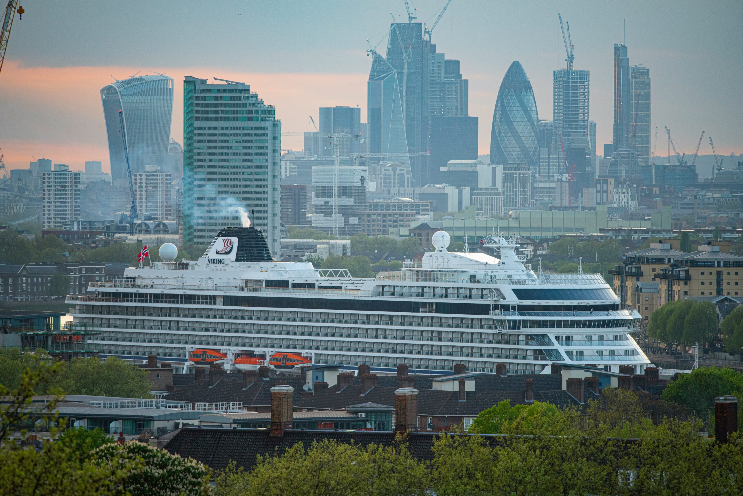 Heathrow to Southampton cruise transfers compared