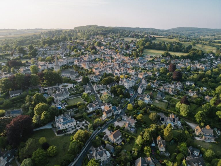 Cotswolds Day Trip from London: Best Villages & How to Get There